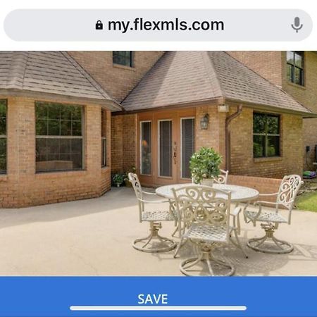 Shared Awesome Villa Melbourne Exterior foto